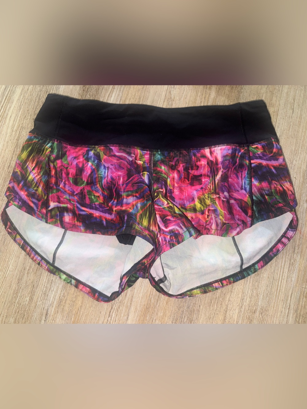 RARE lululemon athletica Women's Multicolor Athletic Shorts with Black Waistband